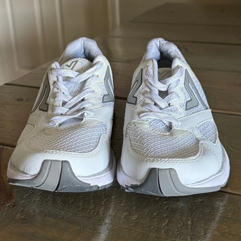 Vionic Satima Sneakers Women 10 White Silver Sporty 335SATIMA/9154 Walking Shoes